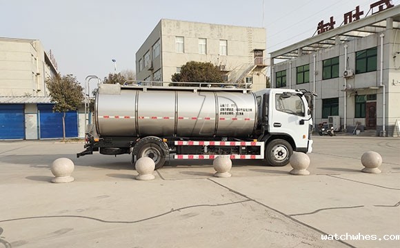 东风鲜奶运输车