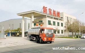 天润watchwhes16吨蒙牛专用拉奶车发往浙江绍兴