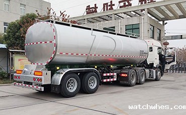 什么是不锈钢淀粉乳运输罐车？有什么特点？