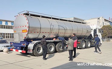 货车保养：防冻液只添不换，损失惨重！