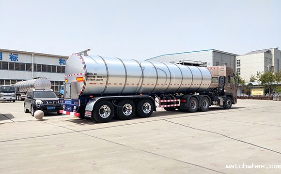 牛奶槽罐车