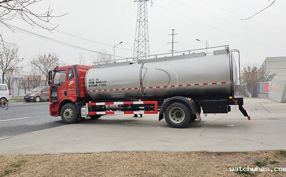 解放10吨鲜奶槽罐车