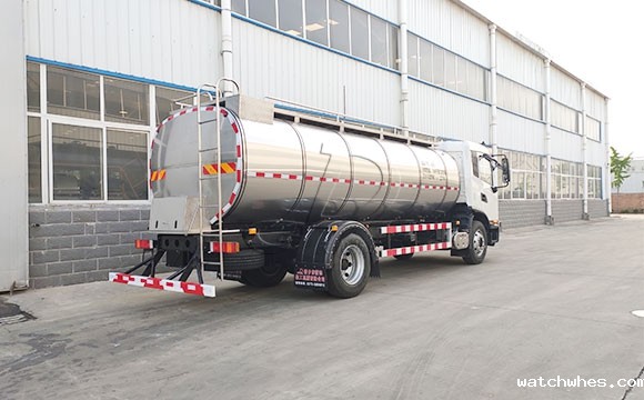 鲜奶保鲜罐车