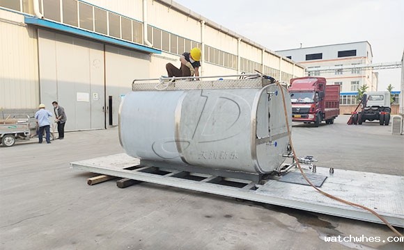 不锈钢保温储水罐