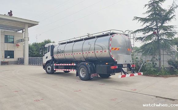 国六鲜奶运输罐车