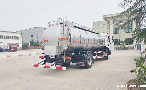 国六鲜奶运输罐车