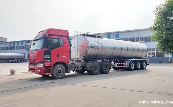 34吨牛奶运输物流车