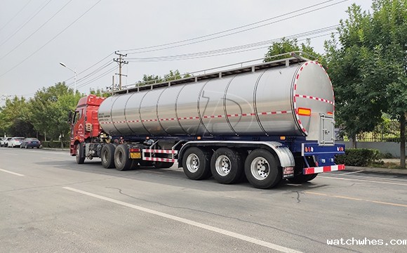 大型拖挂鲜牛奶罐车