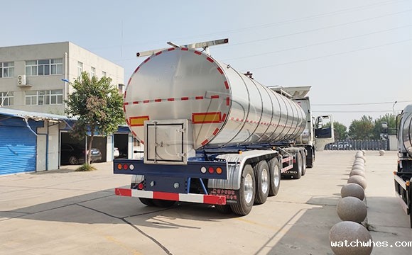 34吨不锈钢牛奶罐车