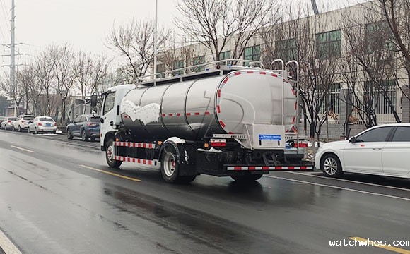 一体奶罐车