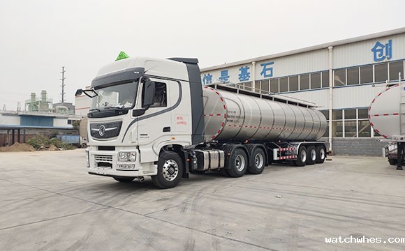 半挂牛奶运输专用车