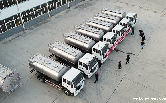 鲜奶运输车