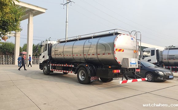 山东鲜奶运输车