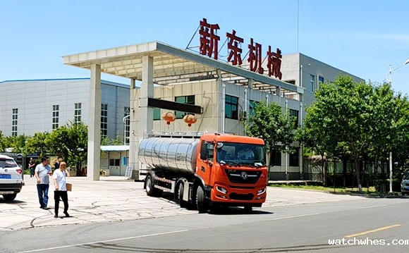 东风国六牛奶运输车