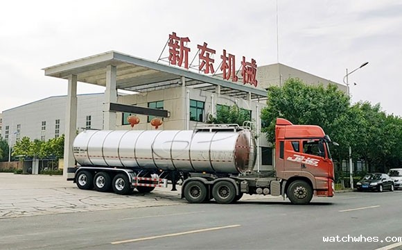 运输鲜奶挂车