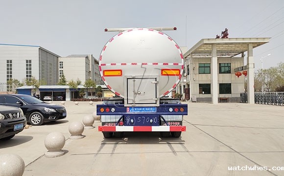牛奶槽罐车