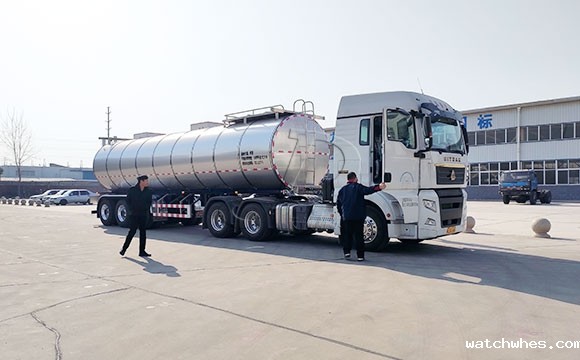 鲜奶运输半挂车