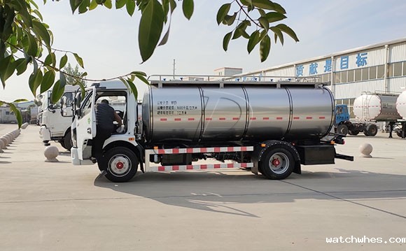 罐式牛奶保温车