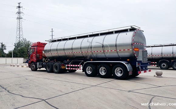 不锈钢运奶槽罐车