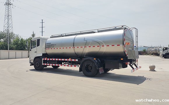 10吨运输牛奶车