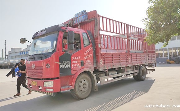 不锈钢保温运输罐