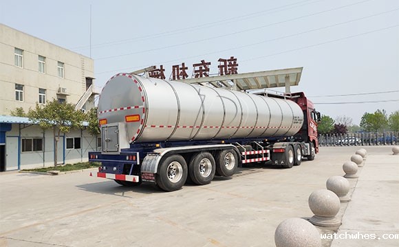 半挂鲜奶运输专用车