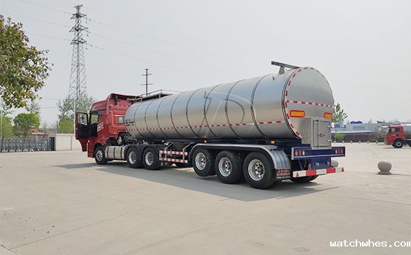 半挂鲜奶运输专用车