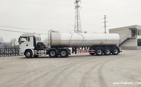 装奶运输罐车