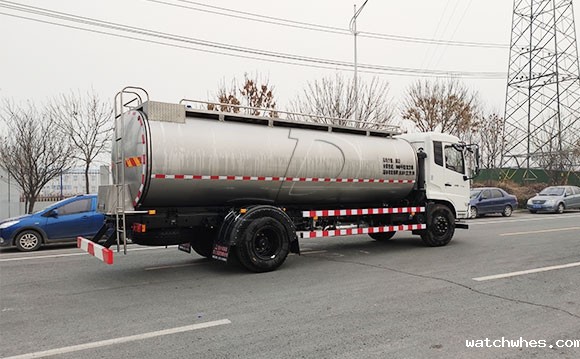 10立方罐式运奶车