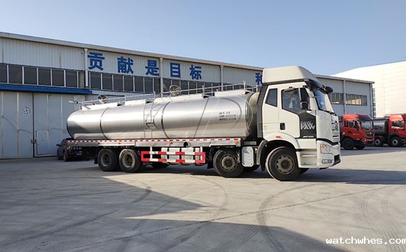 车罐一体三轴奶罐车