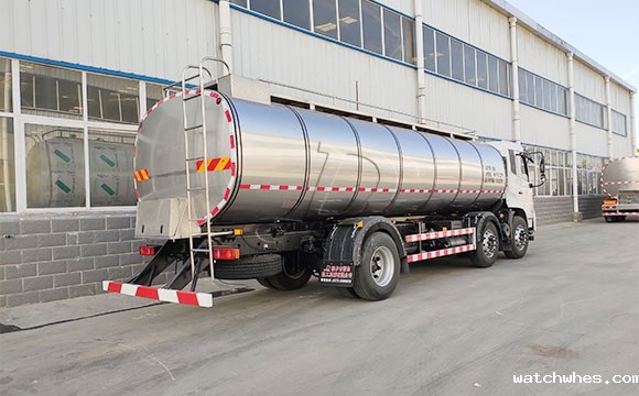 天润watchwhes鲜奶运输车
