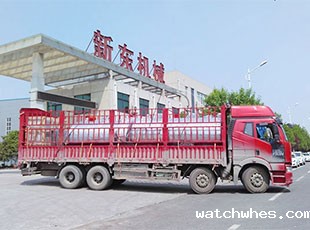 河南漯河客户订购的8吨牛奶保鲜制冷罐发货