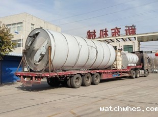 我公司3台40吨大型立式储奶罐发往甘肃