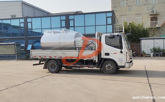 牛奶<a href=/ target=_blank class=infotextkey>制冷罐</a>