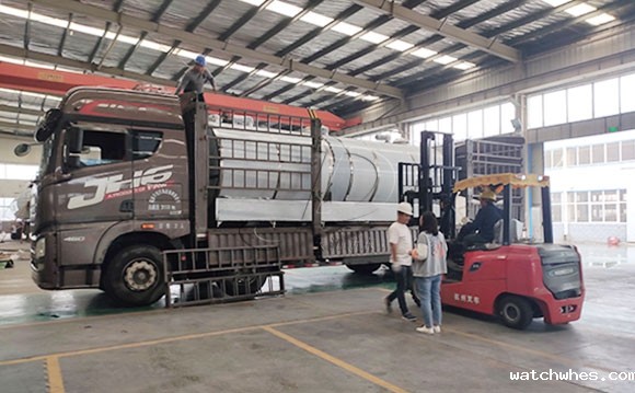 20吨大型<a href=/ target=_blank class=infotextkey>制冷罐</a>