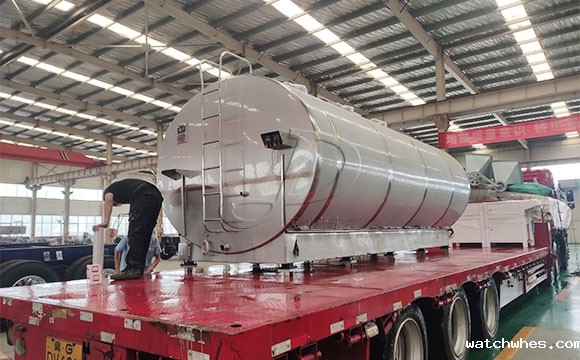 大型牛奶<a href=/ target=_blank class=infotextkey>制冷罐</a>