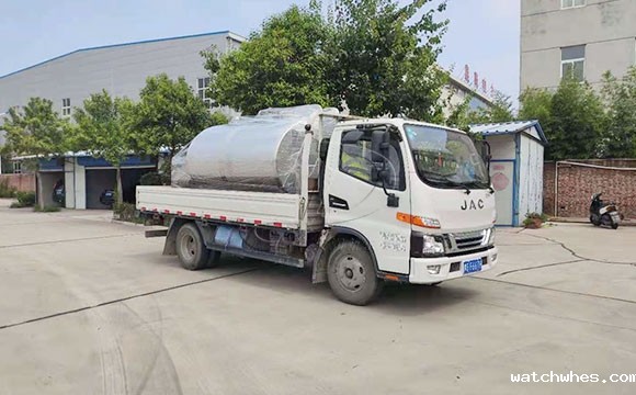 不锈钢牛奶<a href=/ target=_blank class=infotextkey>制冷罐</a>