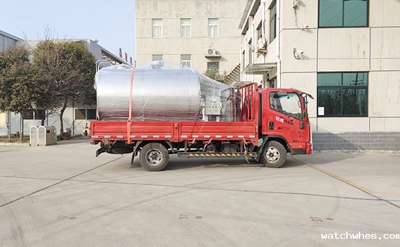 直冷式牛奶储存罐