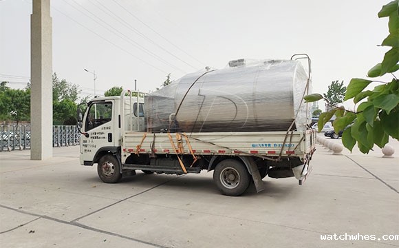 6吨直冷式<a href=/ target=_blank class=infotextkey>制冷罐</a>