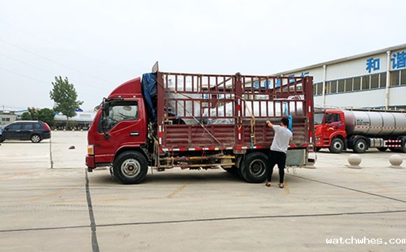 2吨鸭血<a href=/ target=_blank class=infotextkey>制冷罐</a>