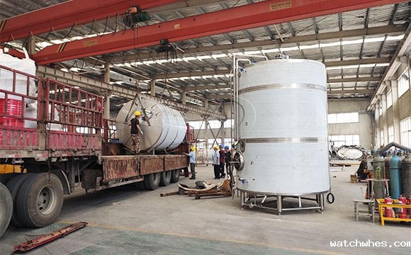 10吨立式果酒冷藏罐