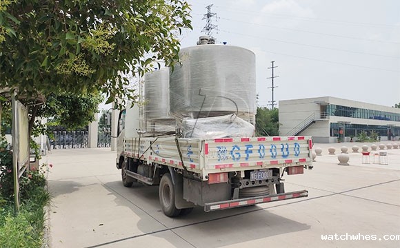 立式不锈钢保温<a href=/ target=_blank class=infotextkey>制冷罐</a>