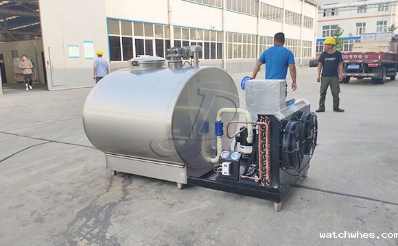 不锈钢鸭血<a href=/ target=_blank class=infotextkey>制冷罐</a>