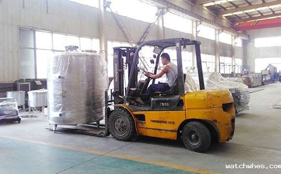 立式黄酒<a href=/ target=_blank class=infotextkey>制冷罐</a>