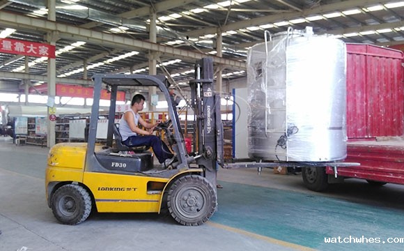 立式黄酒<a href=/ target=_blank class=infotextkey>制冷罐</a>