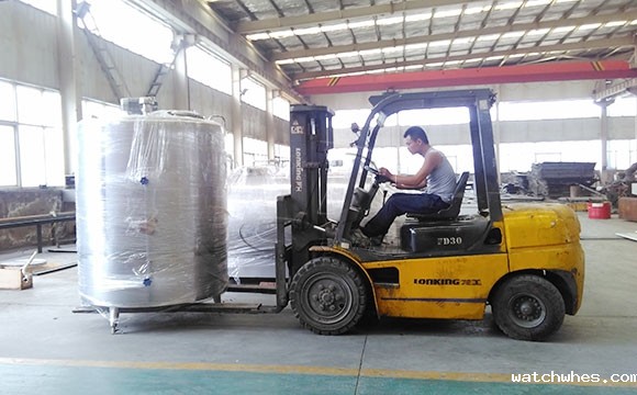 立式黄酒<a href=/ target=_blank class=infotextkey>制冷罐</a>