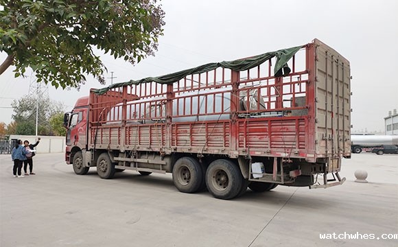 5吨立式<a href=/ target=_blank class=infotextkey>制冷罐</a>