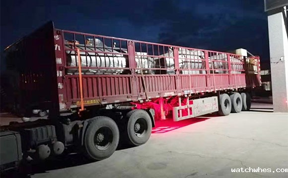 小型挤奶机发货